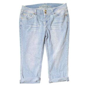Sz.13*Wallflower*Light Blue Wash Cropped Cuffed Relaxed Jeans--Stitched Pockets